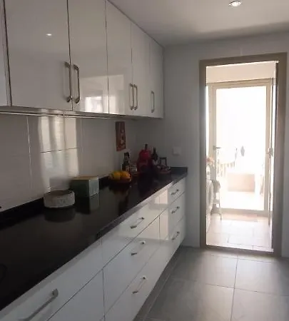 Pmt24 - 3 Bedroom-modern-heated Pool-garage Apartment