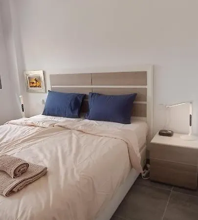 Pmt24 - 3 Bedroom-modern-heated Pool-garage Apartment
